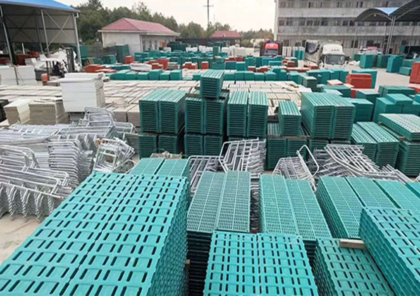 各种规格的不锈钢料槽.jpg