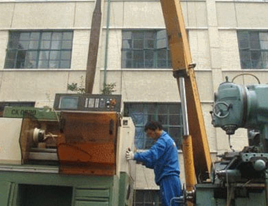 专业搬家搬厂.jpg